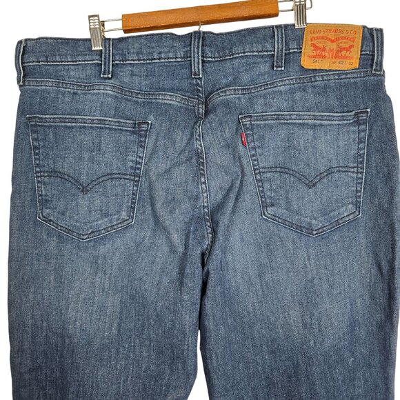 Levi's 541 Blue Jeans Size 42X32 Men's Straight Leg‎ Stretch Denim - Picture 5 of 10